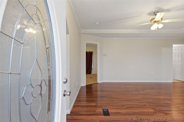 13852 S 433 Road, Chouteau, OK 74337