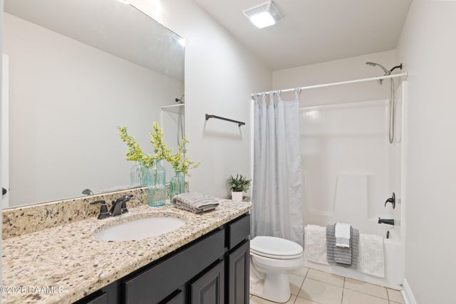 202 Caillou Grove Road, Youngsville, LA 70592
