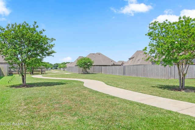 202 Caillou Grove Road, Youngsville, LA 70592