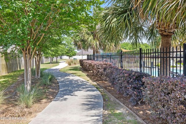 202 Caillou Grove Road, Youngsville, LA 70592