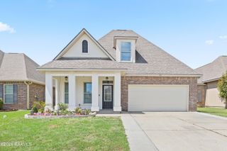 202 Caillou Grove Road, Youngsville, LA 70592