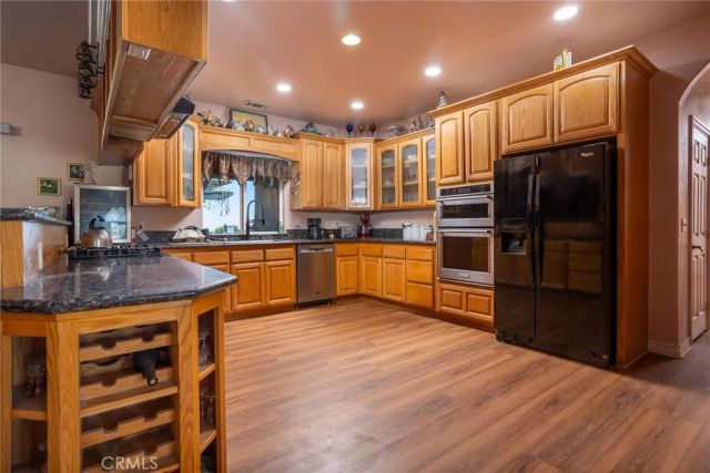 1220 Smoke Tree, Pinon Hills, CA 92372