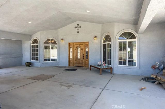 1220 Smoke Tree, Pinon Hills, CA 92372