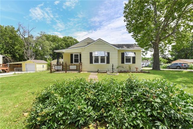 2731 S Northern Boulevard, Independence, MO 64052