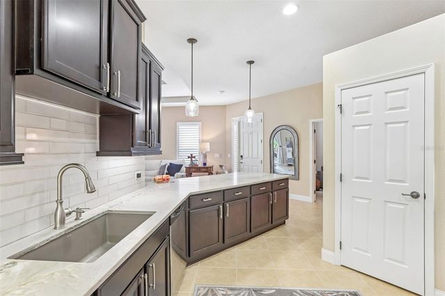 20932 AMANDA OAK COURT, Land O Lakes, FL 34638