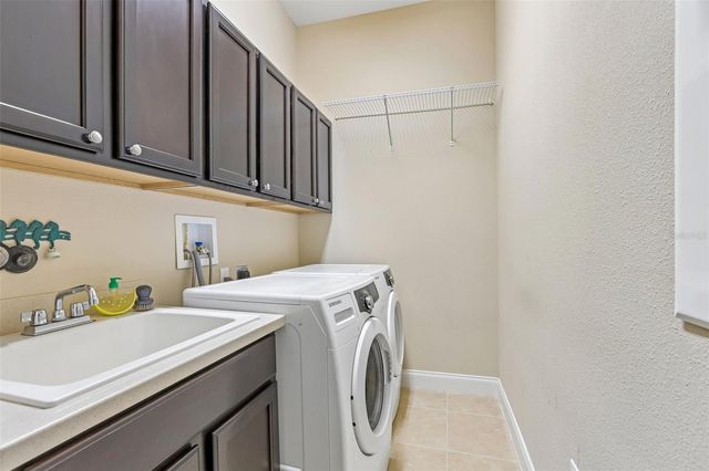 20932 AMANDA OAK COURT, Land O Lakes, FL 34638