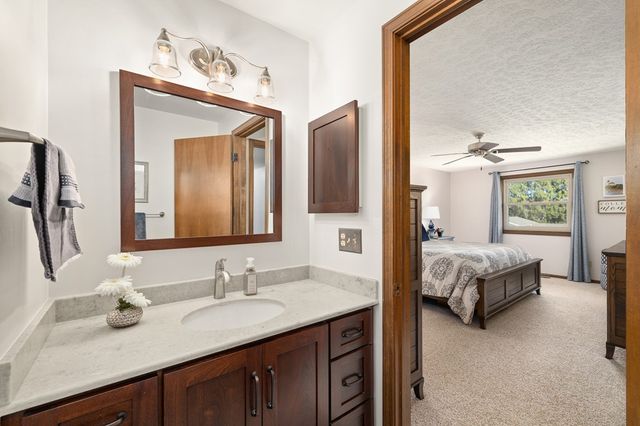 633 Princeton Ct, Mansfield, OH 44904