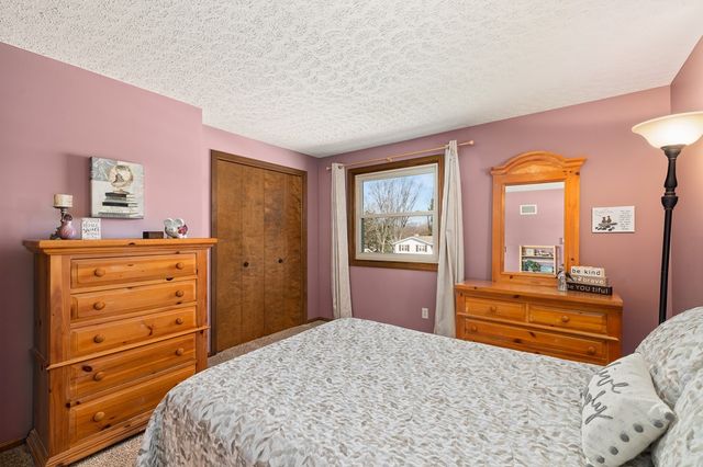 633 Princeton Ct, Mansfield, OH 44904