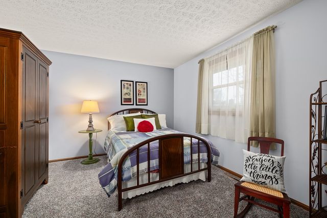 633 Princeton Ct, Mansfield, OH 44904