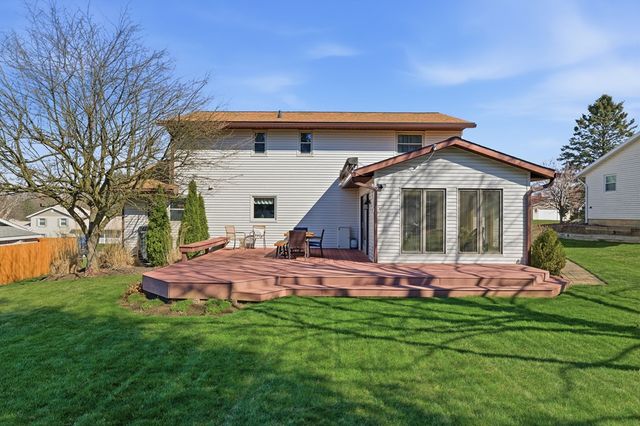 633 Princeton Ct, Mansfield, OH 44904