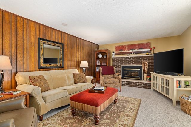 633 Princeton Ct, Mansfield, OH 44904