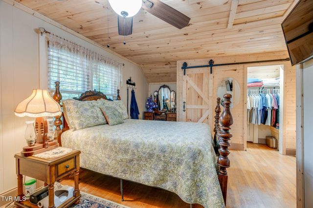 1384 Walnut Grove Road, Bluff City, TN 37618