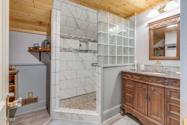 1384 Walnut Grove Road, Bluff City, TN 37618