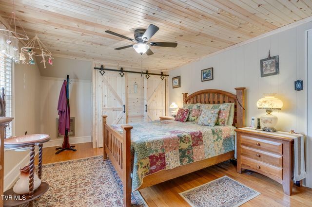 1384 Walnut Grove Road, Bluff City, TN 37618