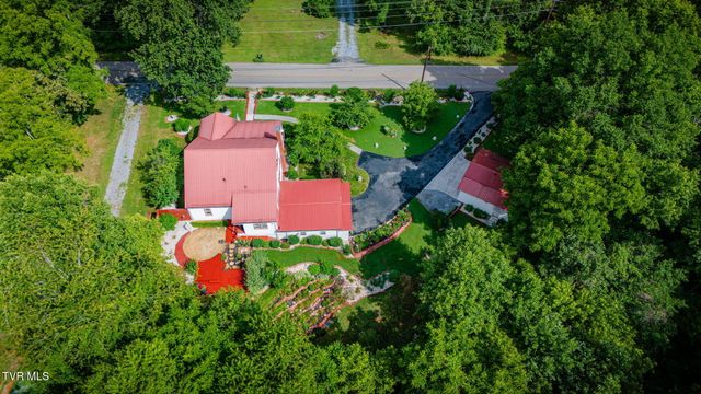 1384 Walnut Grove Road, Bluff City, TN 37618