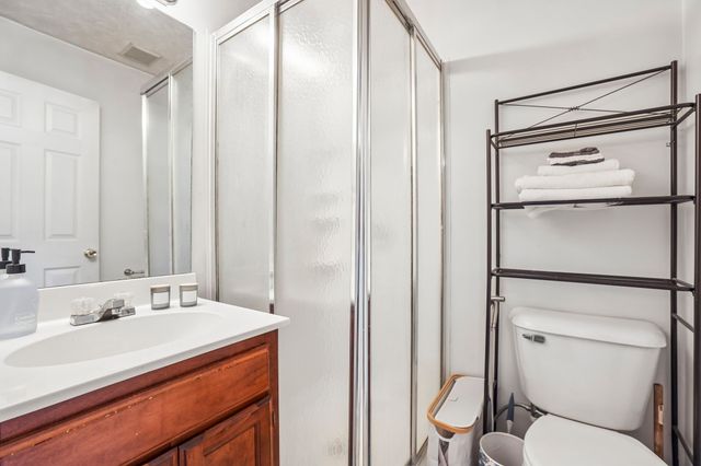 310 Redbud Ln, Unionville, TN 37180