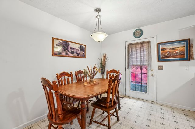 310 Redbud Ln, Unionville, TN 37180