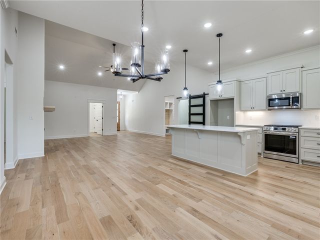 39 Selkirk Drive, Bella Vista, AR 72715