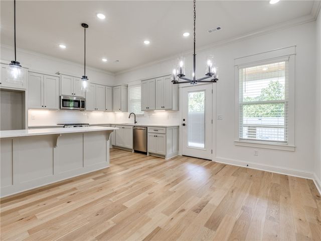 39 Selkirk Drive, Bella Vista, AR 72715
