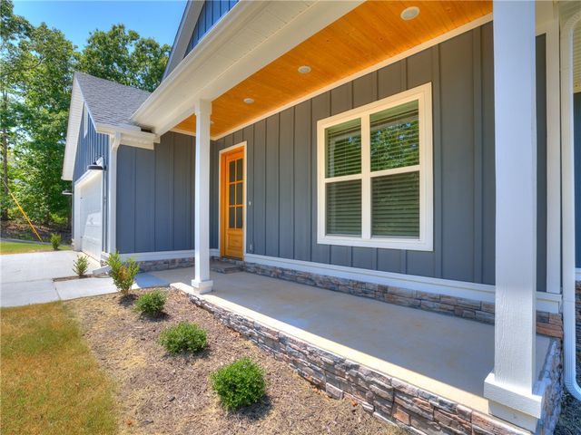 39 Selkirk Drive, Bella Vista, AR 72715