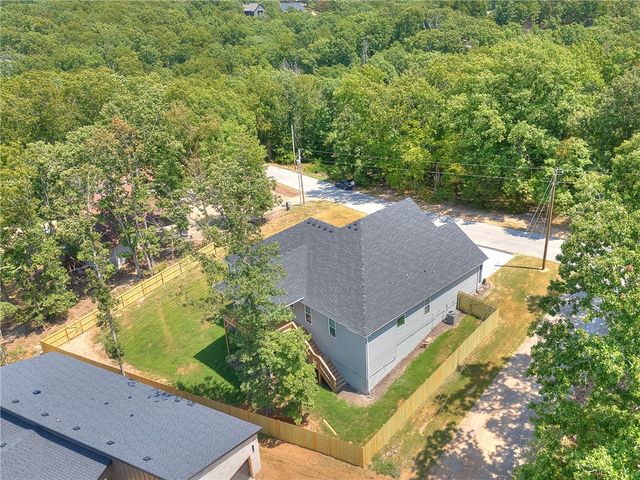 39 Selkirk Drive, Bella Vista, AR 72715