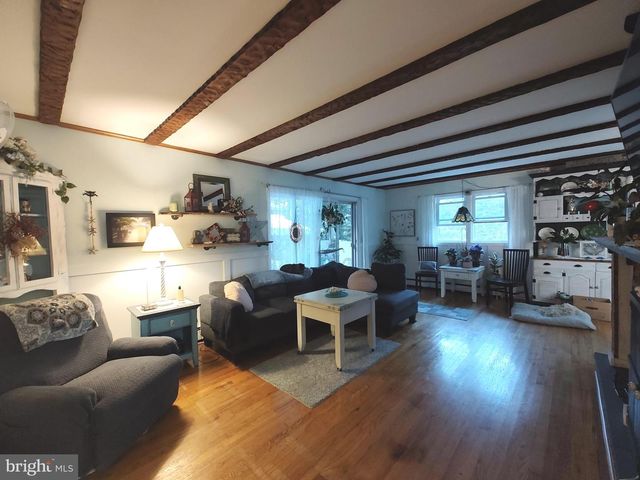 15 CEDARCREST DR, Bayville, NJ 08721