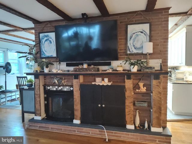 15 CEDARCREST DR, Bayville, NJ 08721