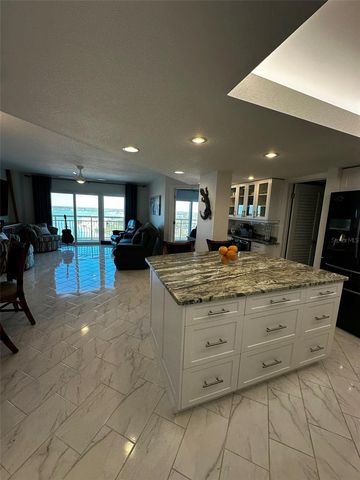 4900 BRITTANY DRIVE S 1813, St Petersburg, FL 33715