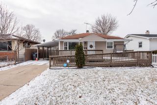 2732 Ezra Avenue, Zion, IL 60099