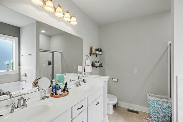 1029 Monticello Pl, Gallatin, TN 37066