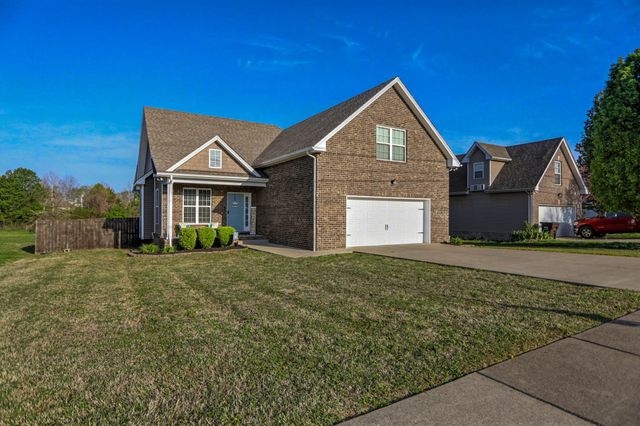 1029 Monticello Pl, Gallatin, TN 37066