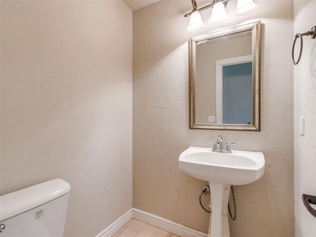 3409 Valley, Norman, OK 73071