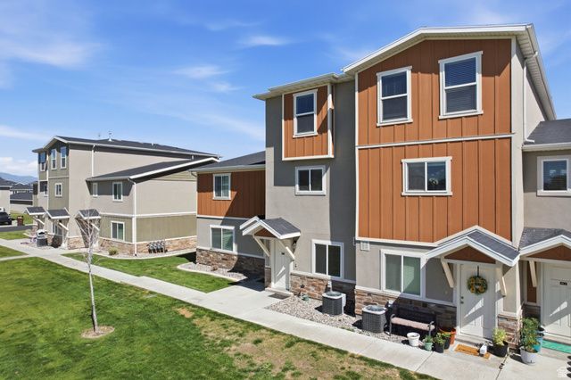 212 E 700 N, Vineyard, UT 84058
