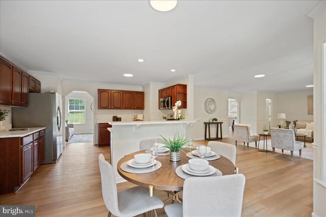 11501 REST DR, La Plata, MD 20646