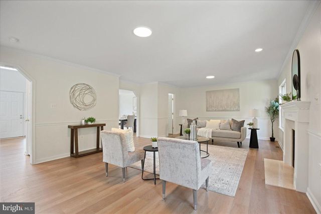 11501 REST DR, La Plata, MD 20646