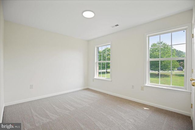 11501 REST DR, La Plata, MD 20646
