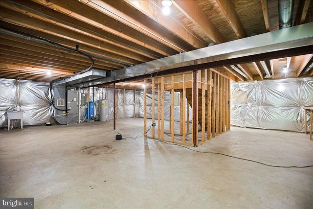 11501 REST DR, La Plata, MD 20646
