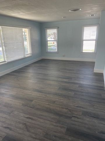 4300 Mackey Drive, North Richland Hills, TX 76180