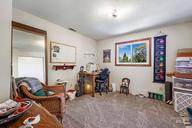 1148 Blake Street N, Twin Falls, ID 83301