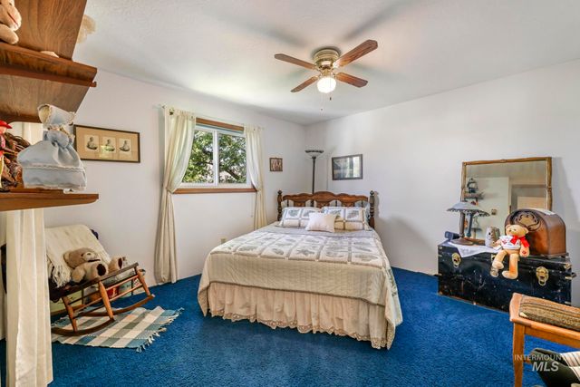 1148 Blake Street N, Twin Falls, ID 83301