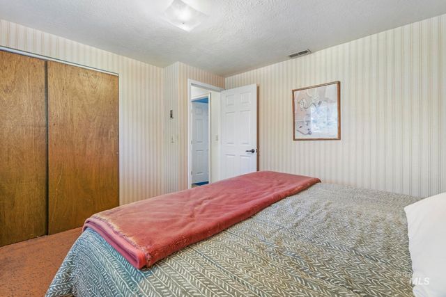 1148 Blake Street N, Twin Falls, ID 83301