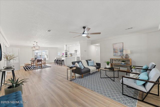 708 MYRTLE Avenue, Green Cove Springs, FL 32043