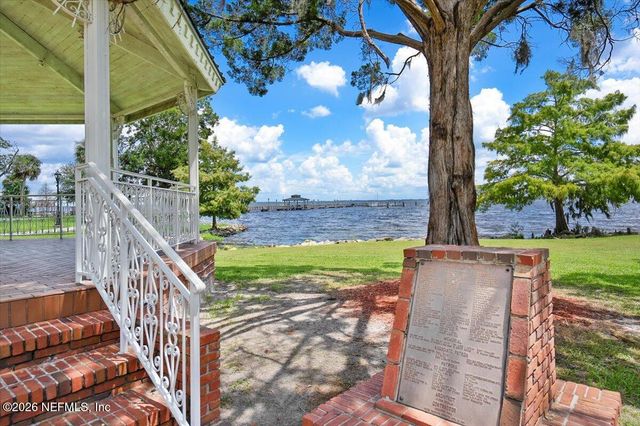 708 MYRTLE Avenue, Green Cove Springs, FL 32043