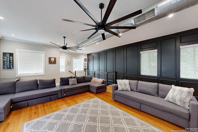 609 Sturgeon, San Marcos, TX 78666