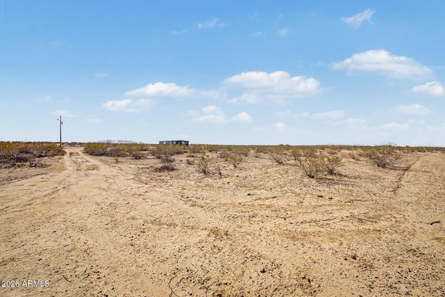 35353 W WIER Avenue, Tonopah, AZ 85354