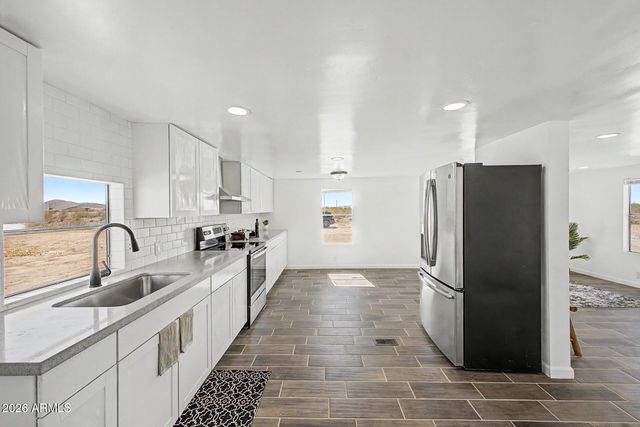 35353 W WIER Avenue, Tonopah, AZ 85354