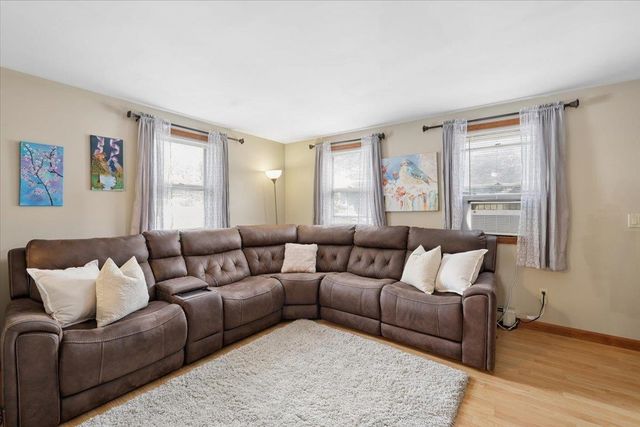 23 Hampshire Drive, Concord, NH 03301