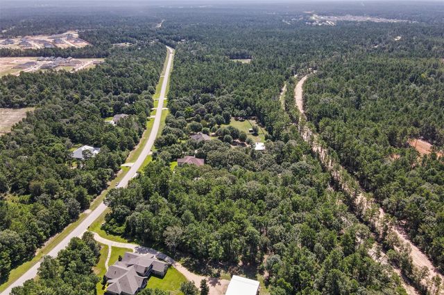 26095 Crown Ranch Boulevard, Montgomery, TX 77316