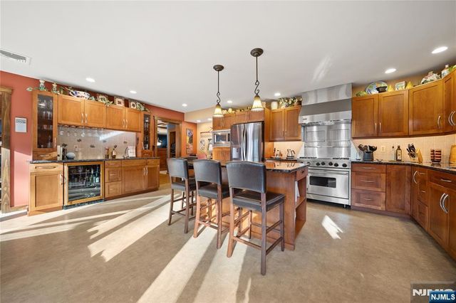 55 Forest Drive, Hillsdale, NJ 07642
