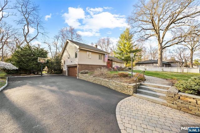55 Forest Drive, Hillsdale, NJ 07642